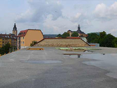 Zwischendecke über dem Stahlgerüst